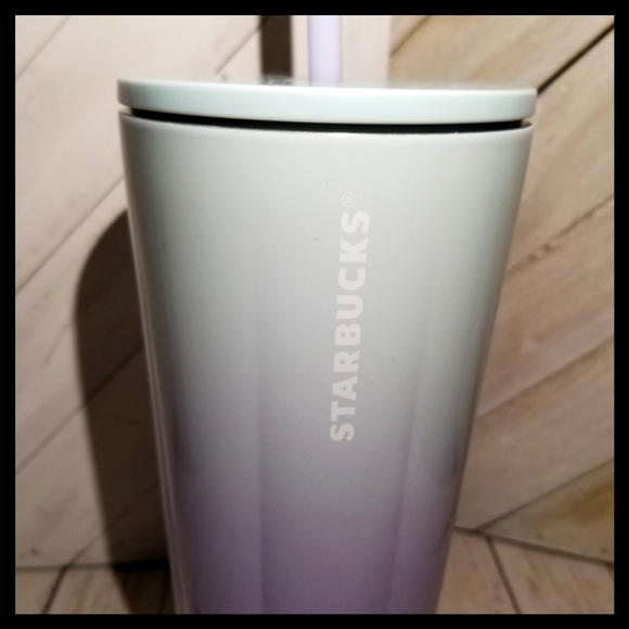 Starbucks Lilac Gradient 24 oz. Tumbler 2021 - Picture 4 of 8